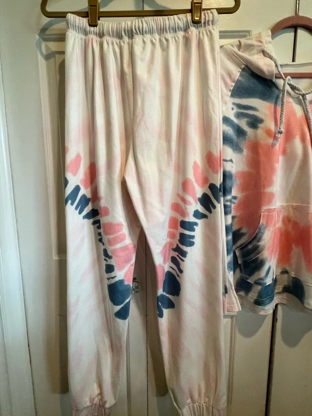 2Pc Tie-Dye Hoodie & Jogger Set in Pink and Blue - Picture 7 of 11
